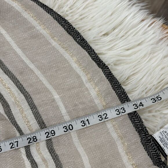 BANANA REPUBLIC SCARF NWT - Picture 2 of 7